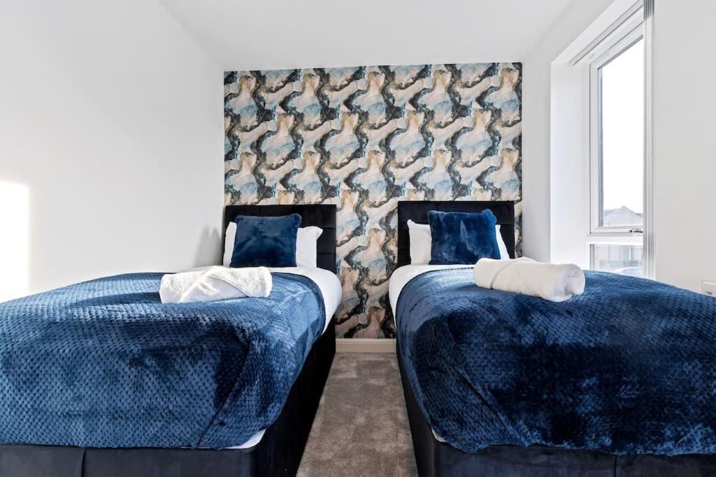 Luxury Birmingham City Centre Townhouse With Free Parking - Sleeps 4 - Perfect For Contractors, Business Travellers, Families And Other Groups - Near Bullring, Newstreet, Selfridges, Nec, Nia & Birmingham Airport Exterior photo