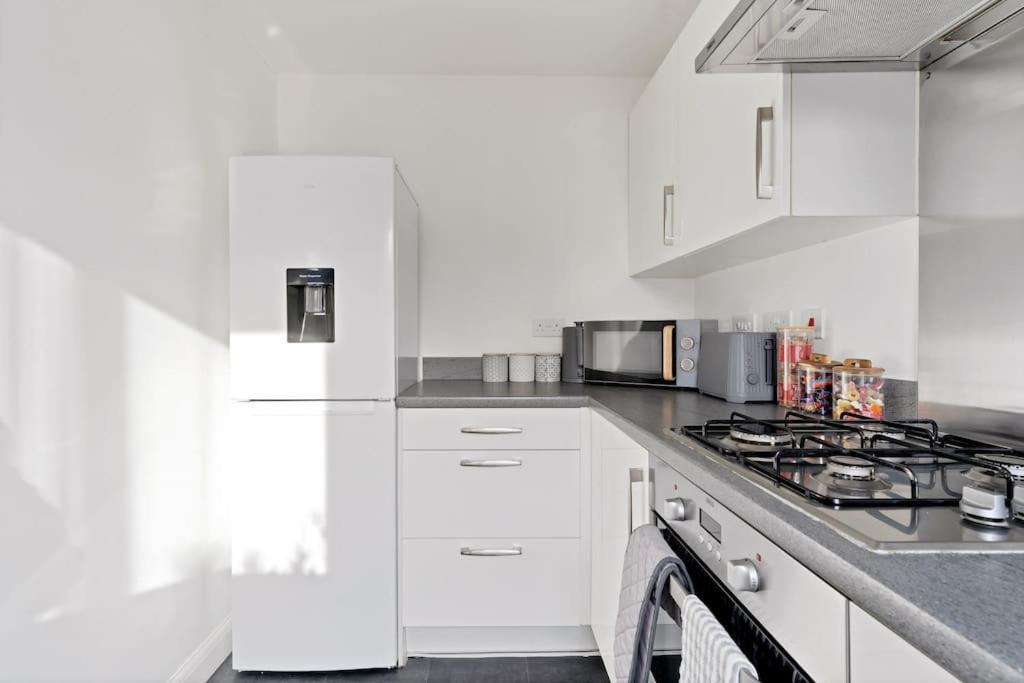 Luxury Birmingham City Centre Townhouse With Free Parking - Sleeps 4 - Perfect For Contractors, Business Travellers, Families And Other Groups - Near Bullring, Newstreet, Selfridges, Nec, Nia & Birmingham Airport Exterior photo